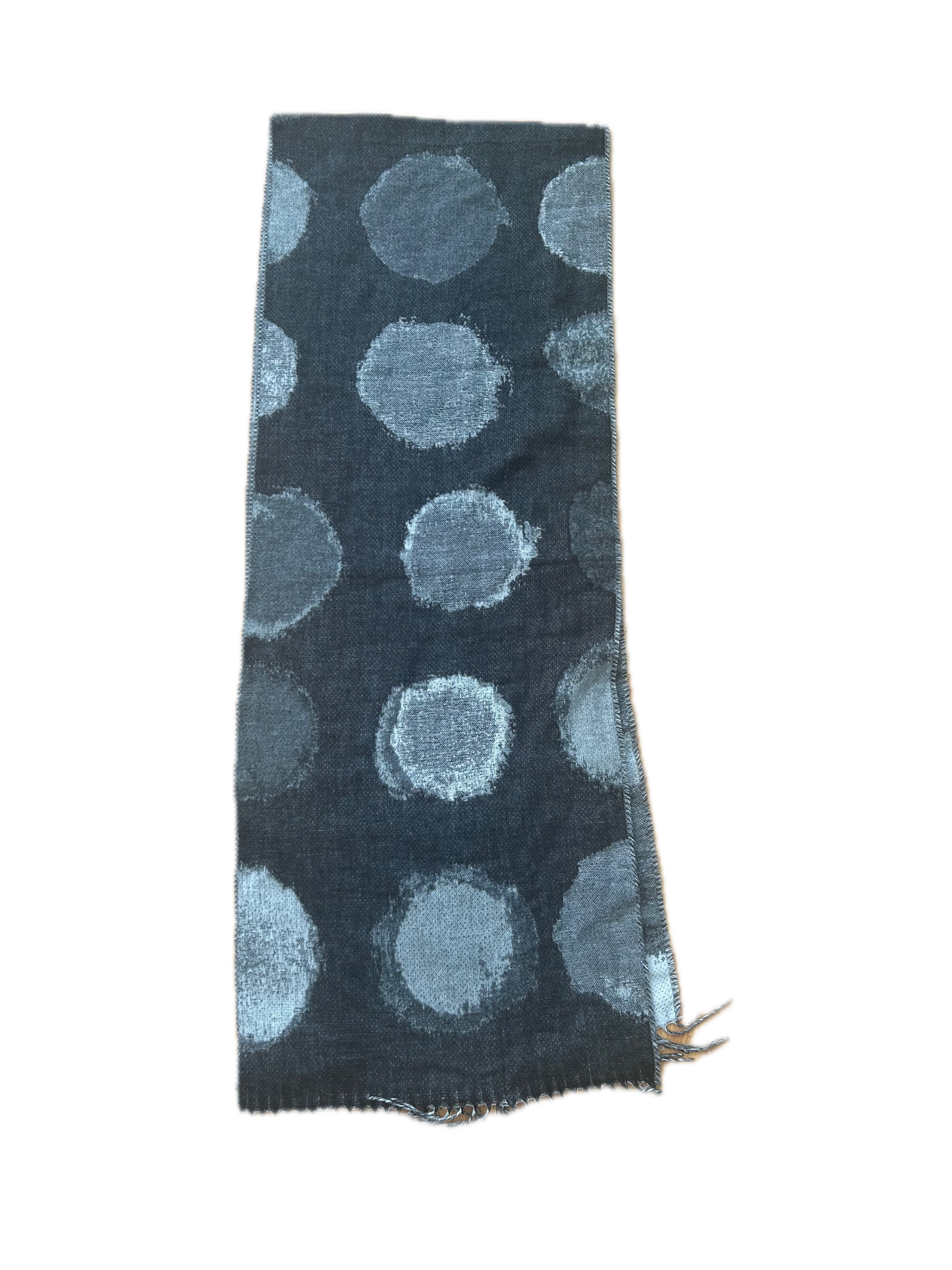 Schal, flauschg, graues Muster