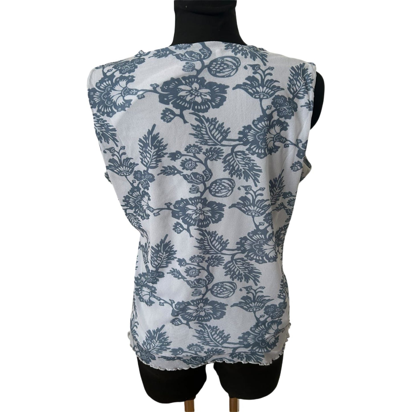 Aigner Bluse Damen Gr 44 Hellblau Blumen Made in Italy Elegant Luxus Chic