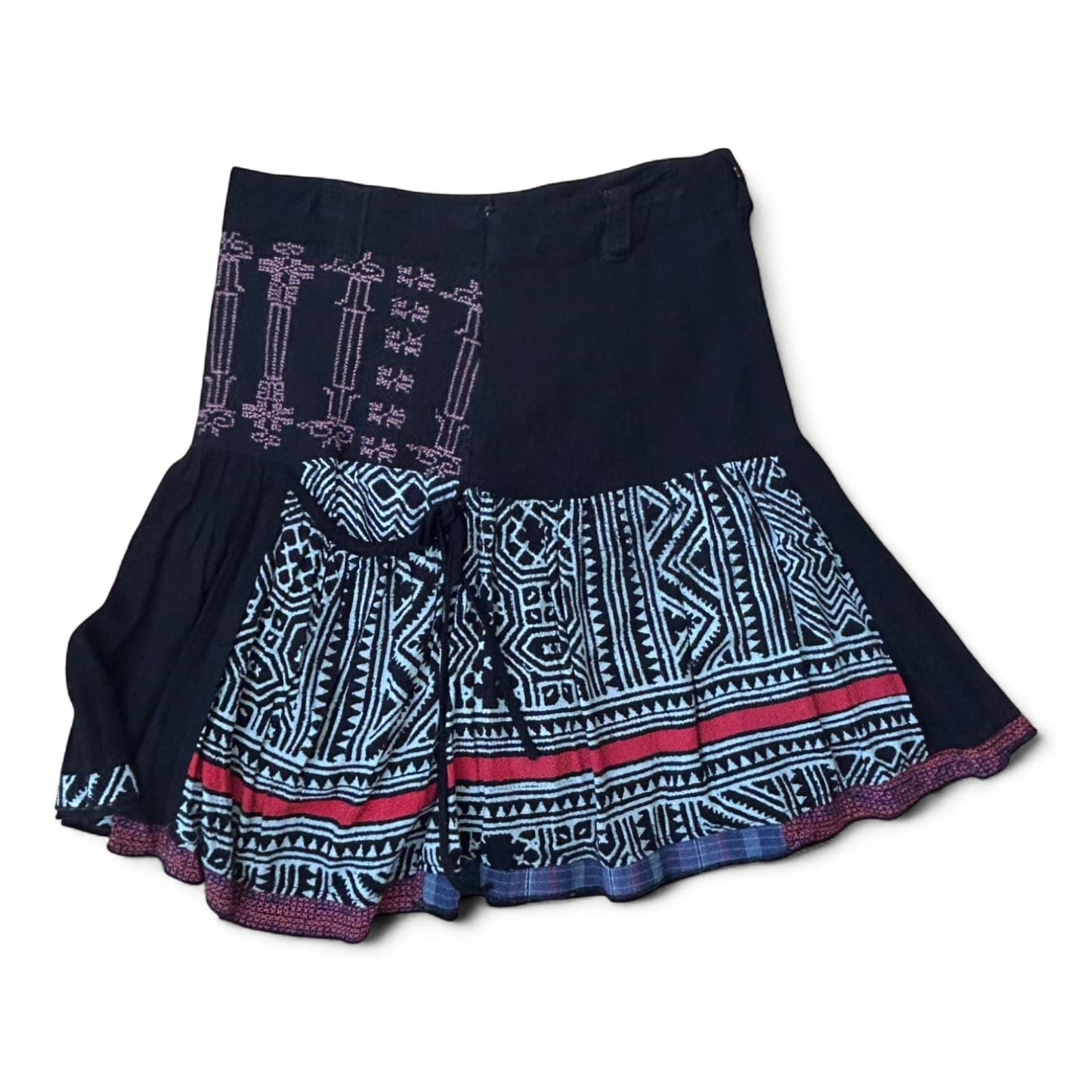 Desigual Rock Gr. 36 Boho Mustermix Stickerei gefüttert Y2K schwarz bunt
