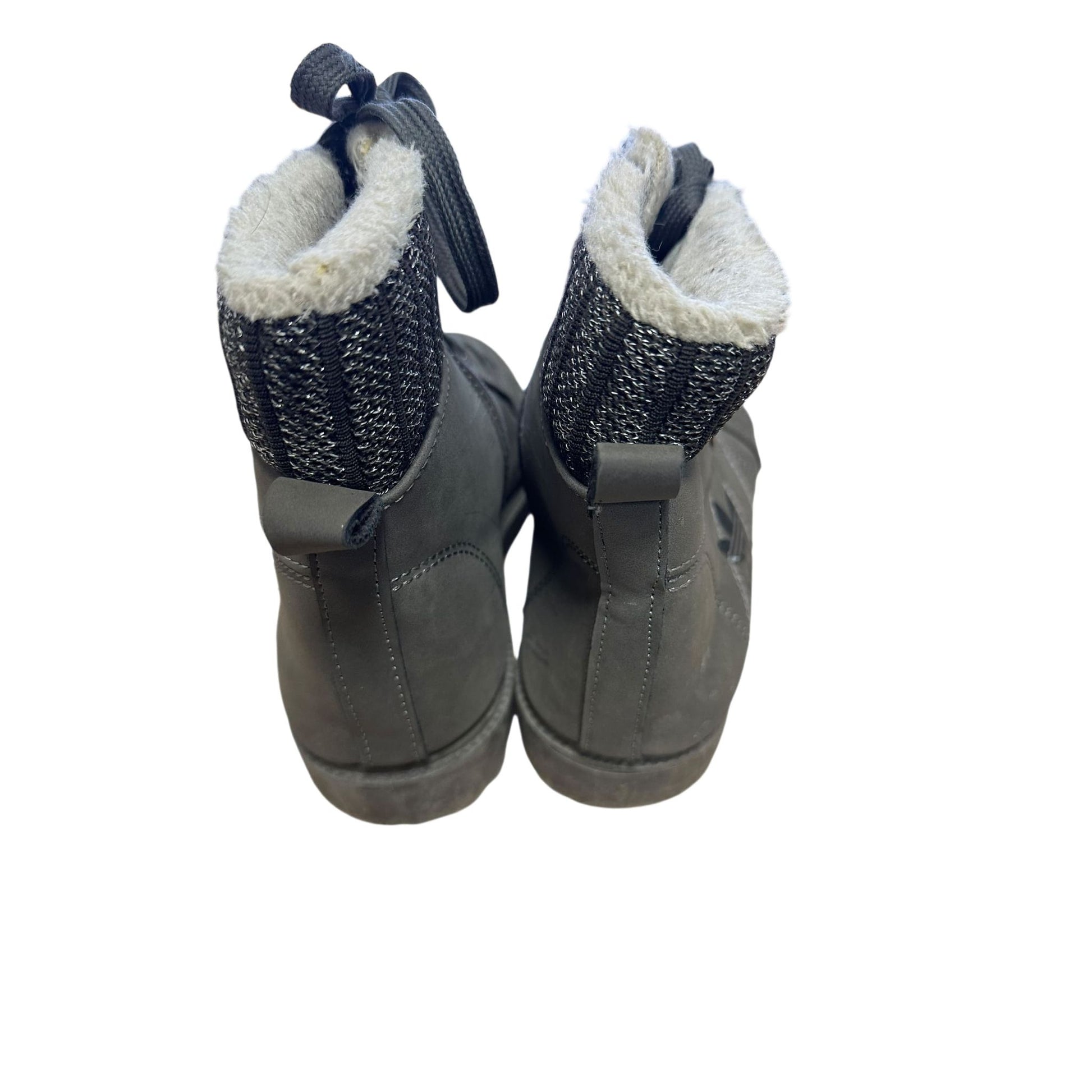 Adidas Damenstiefelette grau und gefüttert Gr. 37