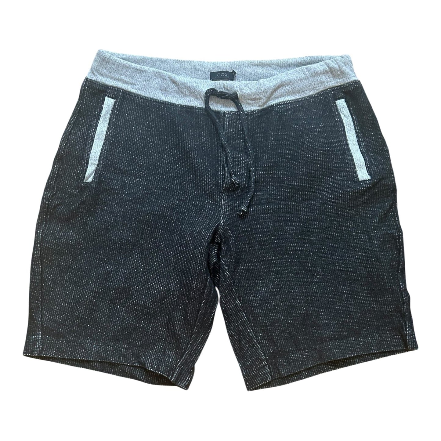 COS hochwertige Herren Shorts schwarz-grau Größe XL