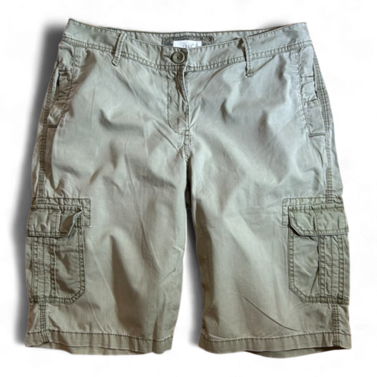 H&M Shorts Damen khaki Safary-Style Größe 38