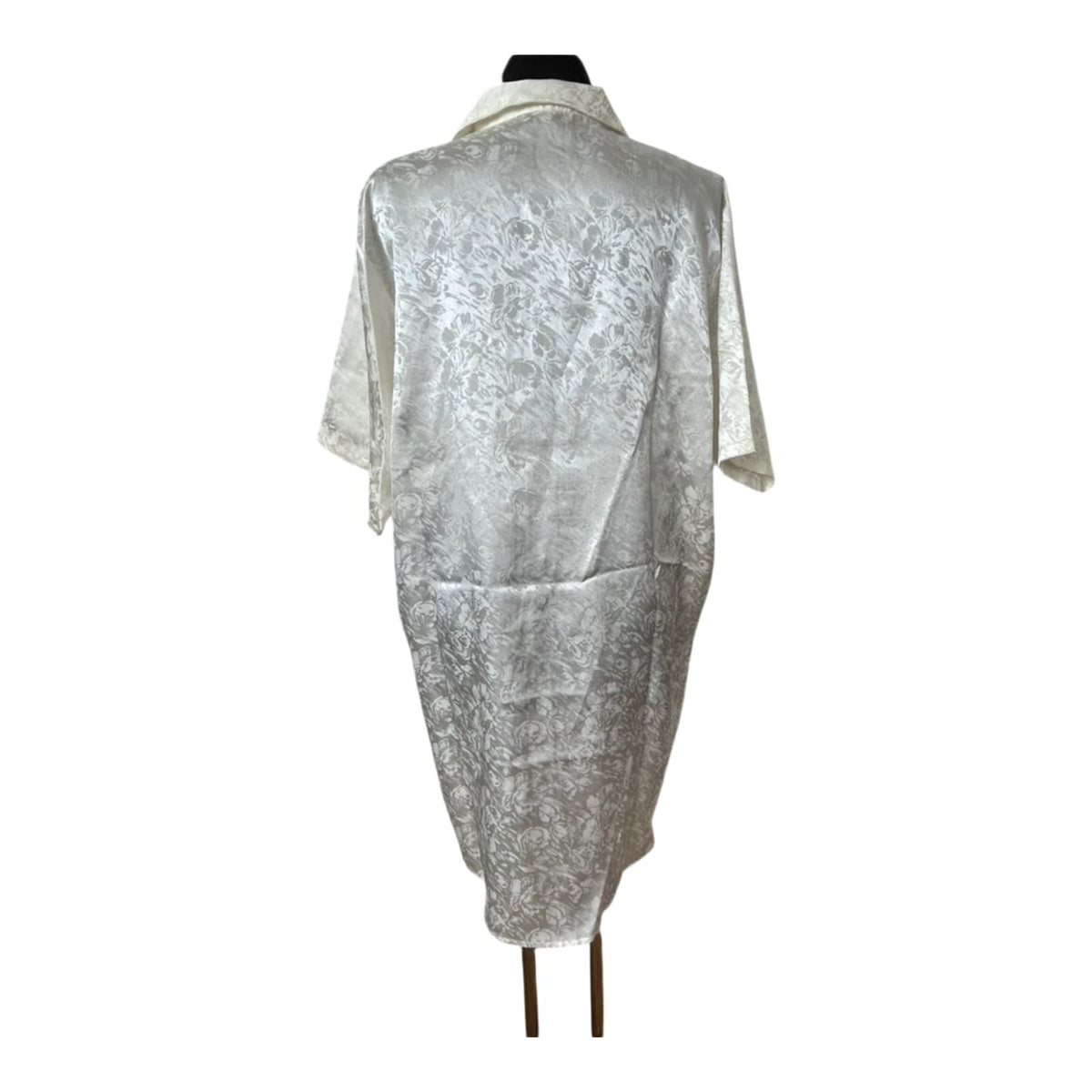 Queentex Nachthemd Damen Gr. 44 Creme Satin Blumenmuster Kurzarm Neu ohne Etikett