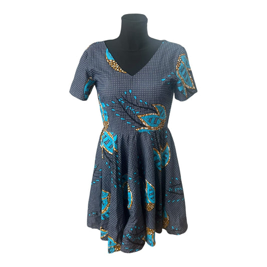 Second Hand Liebe Damenkleid Größe XXS Blau Muster Kurzarm A Linie Midi