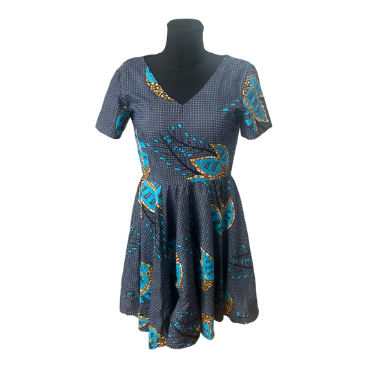 Second Hand Liebe Damenkleid Größe XXS Blau Muster Kurzarm A Linie Midi