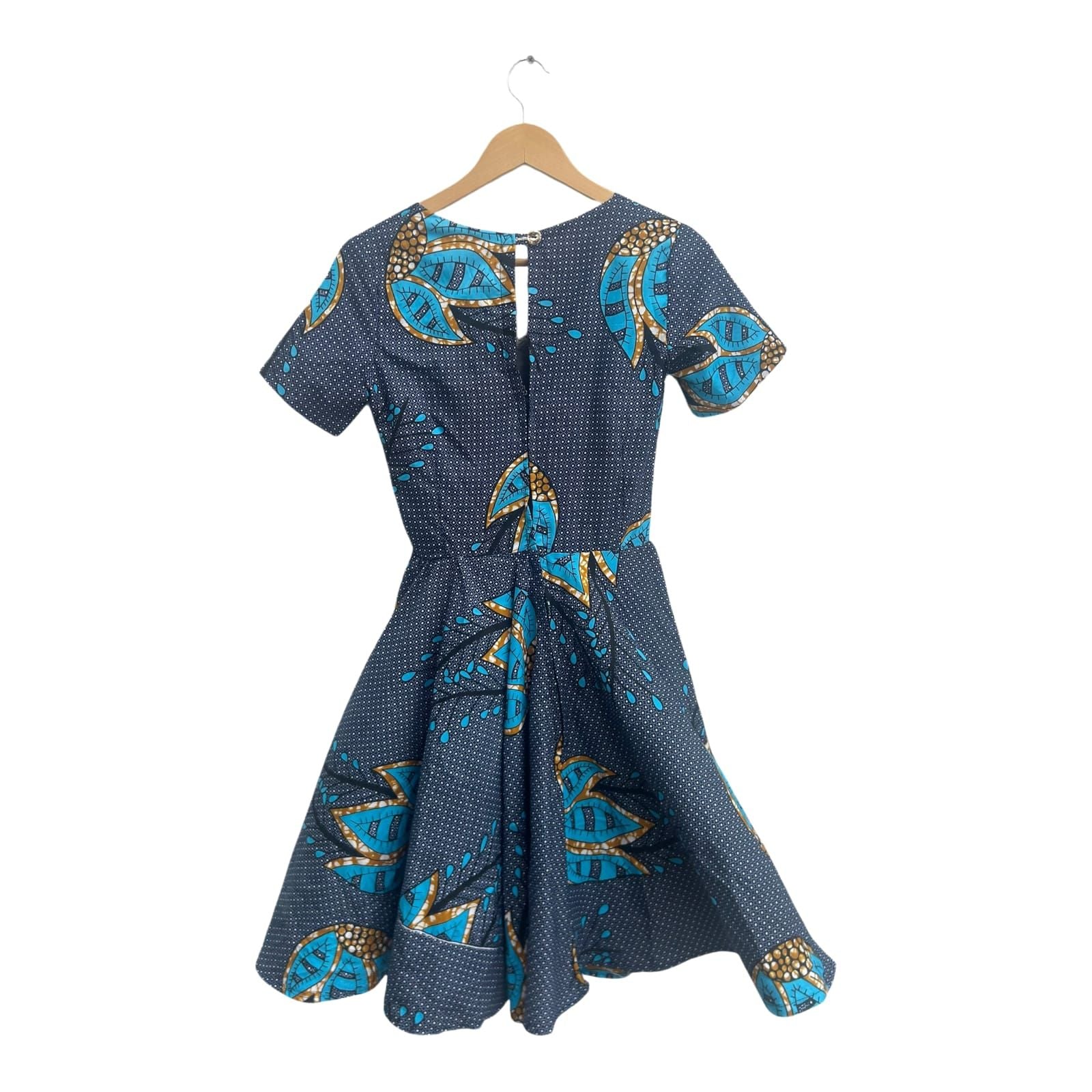 Second Hand Liebe Damenkleid Größe XXS Blau Muster Kurzarm A Linie Midi