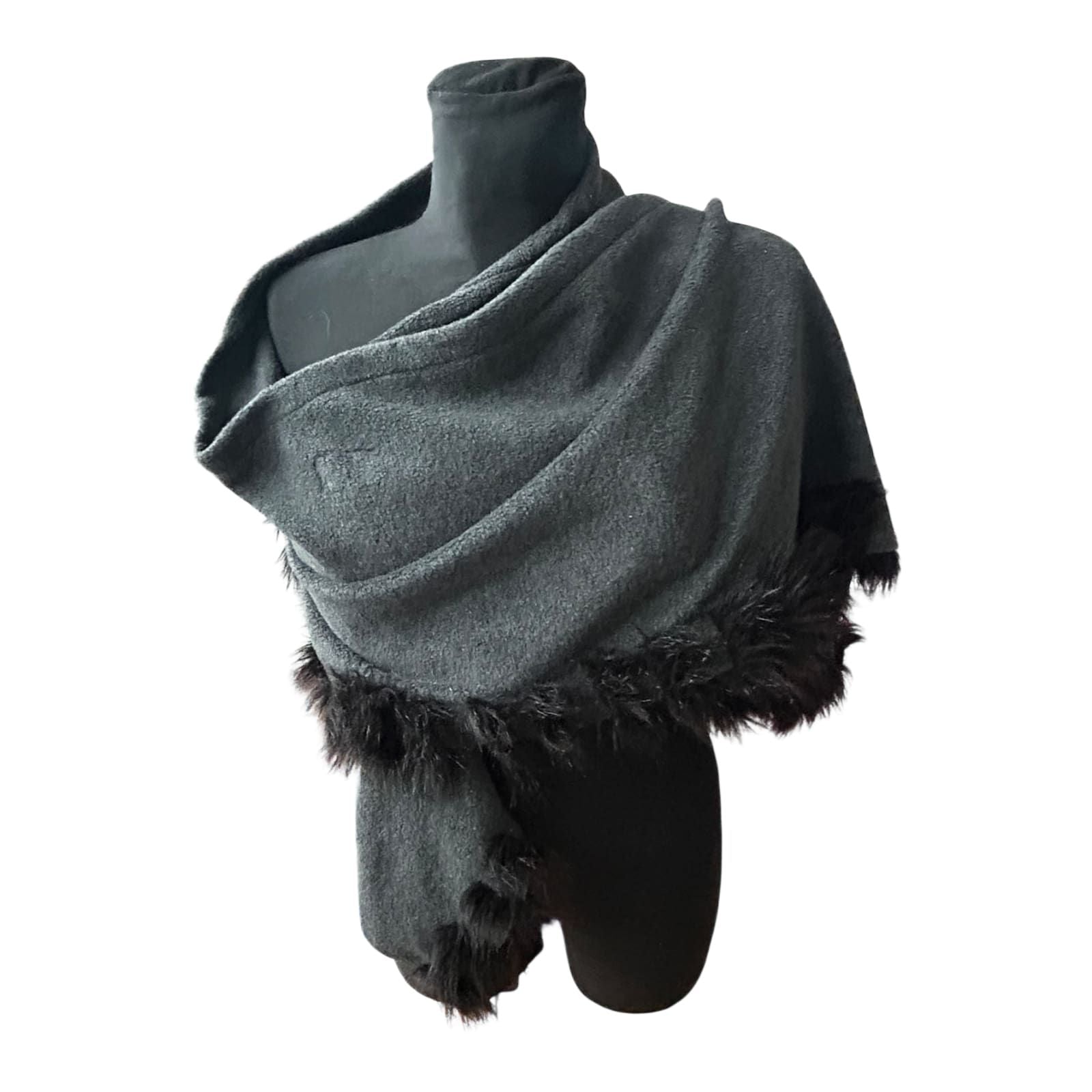Damen Cape Tuch grau mit Kunstfellbesatz weich elegant groß