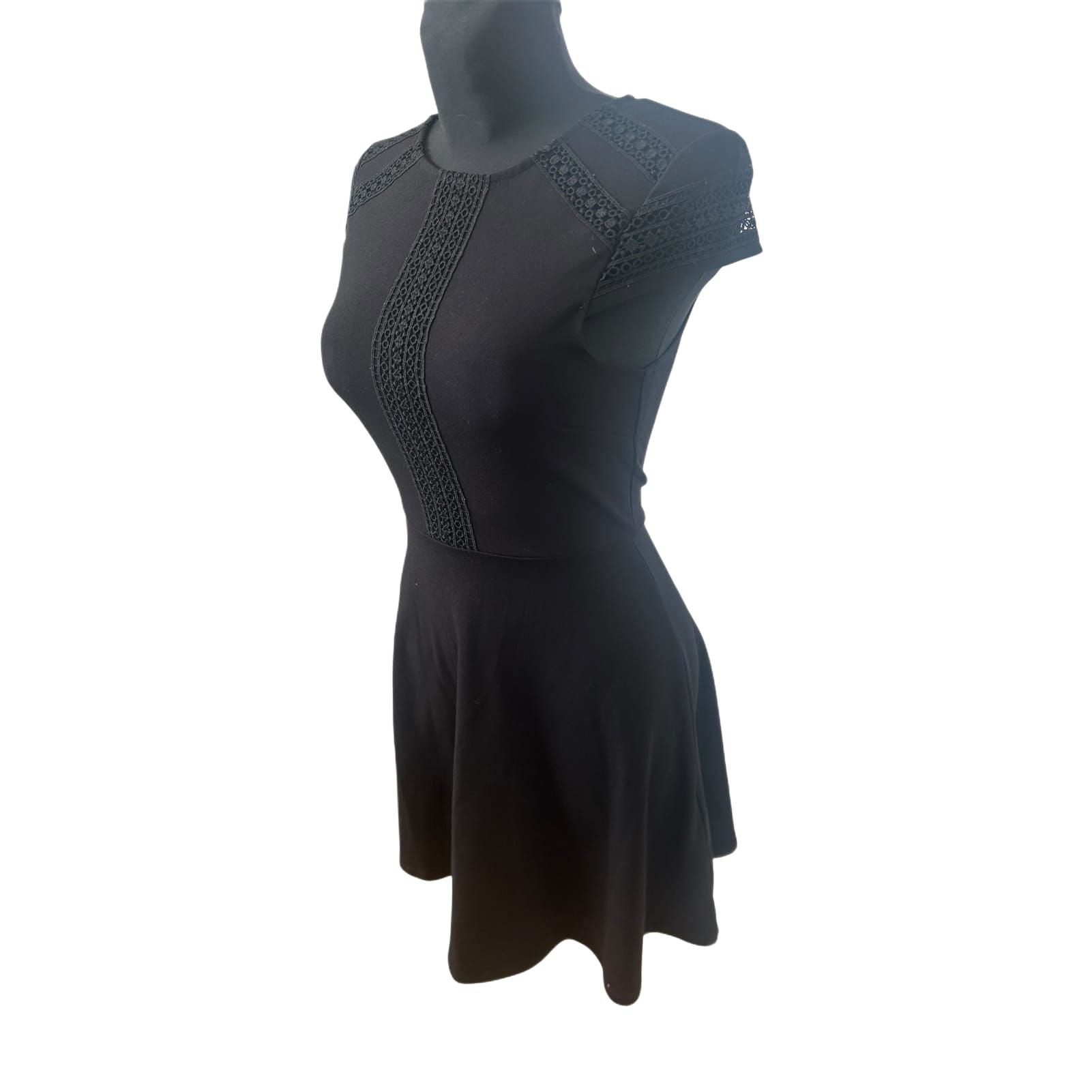 H&M Kleid Damen XS Schwarz Kurzarm A Linie Stretch Elegant Reissverschluss