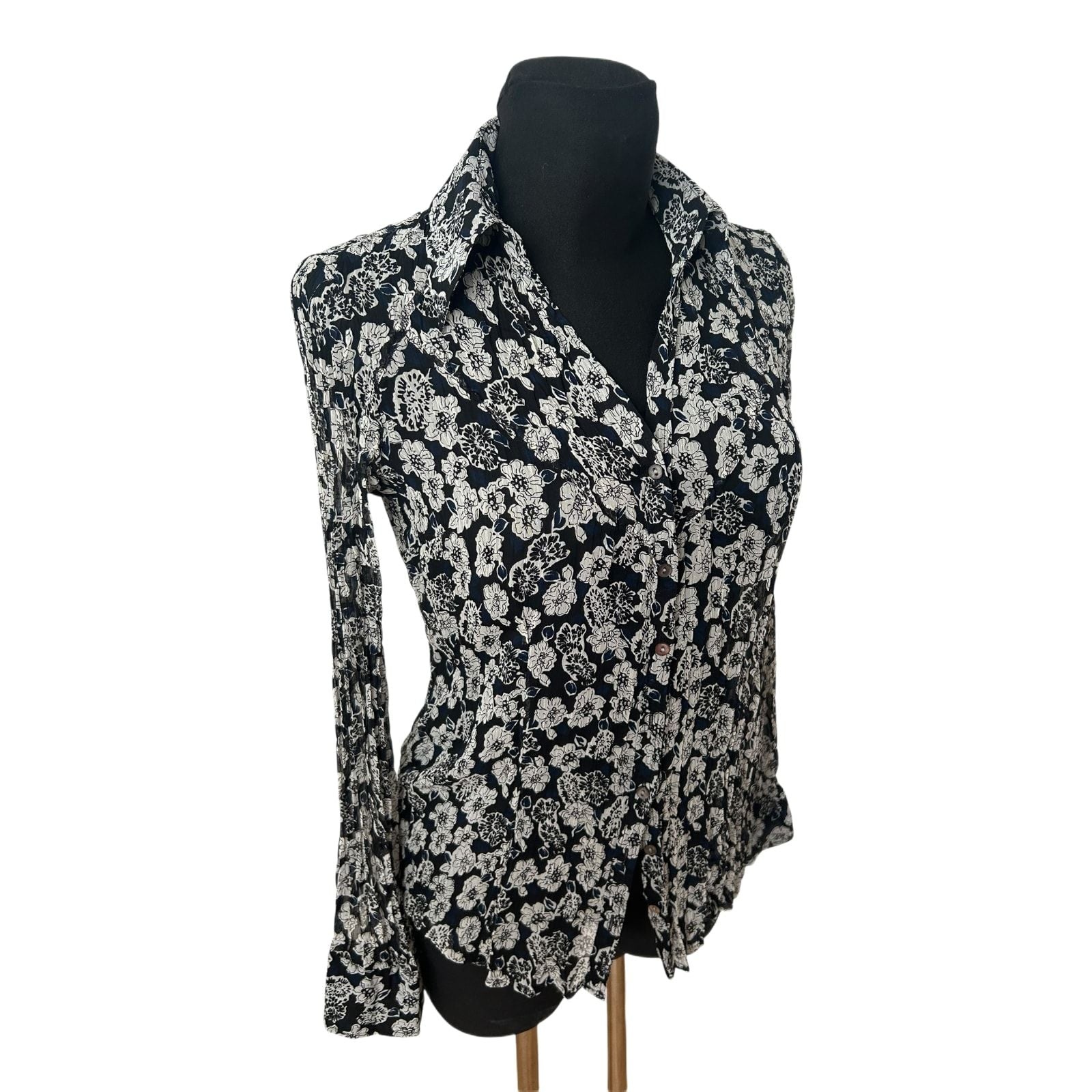 s.Oliver Bluse Damen Gr 42 Schwarz Weiss Blumen Crash Plissee
