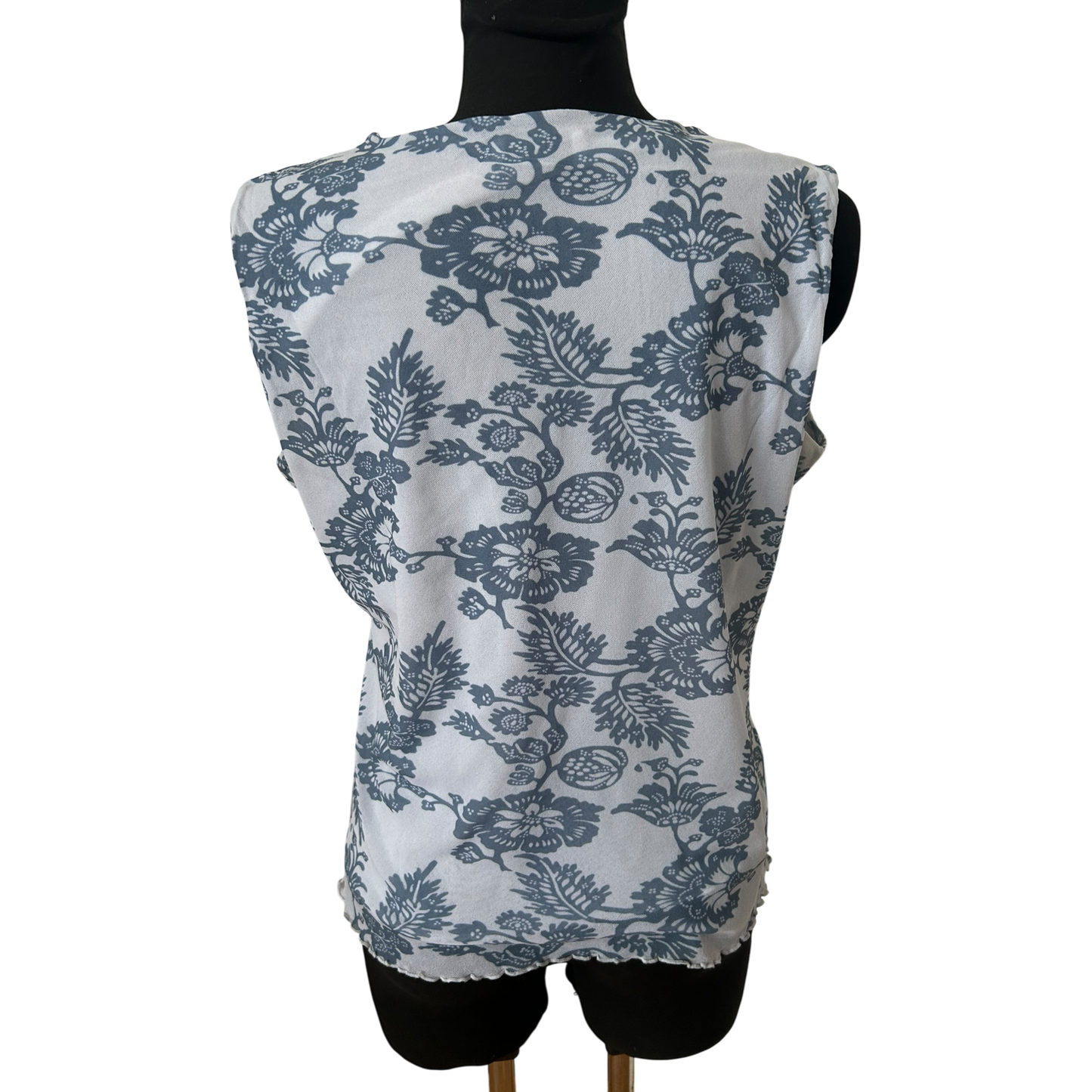 Aigner Bluse Damen Gr 44 Hellblau Blumen Made in Italy Elegant Luxus Chic