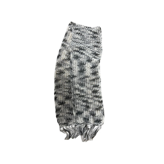 🧣 Pure Panda Schal Schwarz-Weiß 140x20 cm – Fransenlook 🧣
