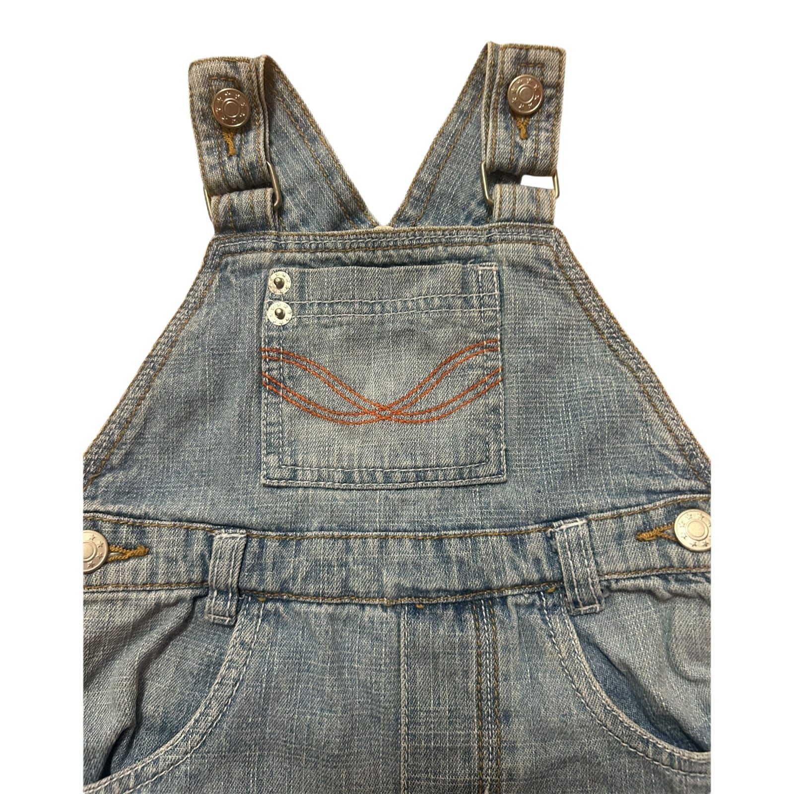 Outfit Baby Latzhose Jeans kurz Cargo blau Gr 74 Baumwolle Denim Sommer