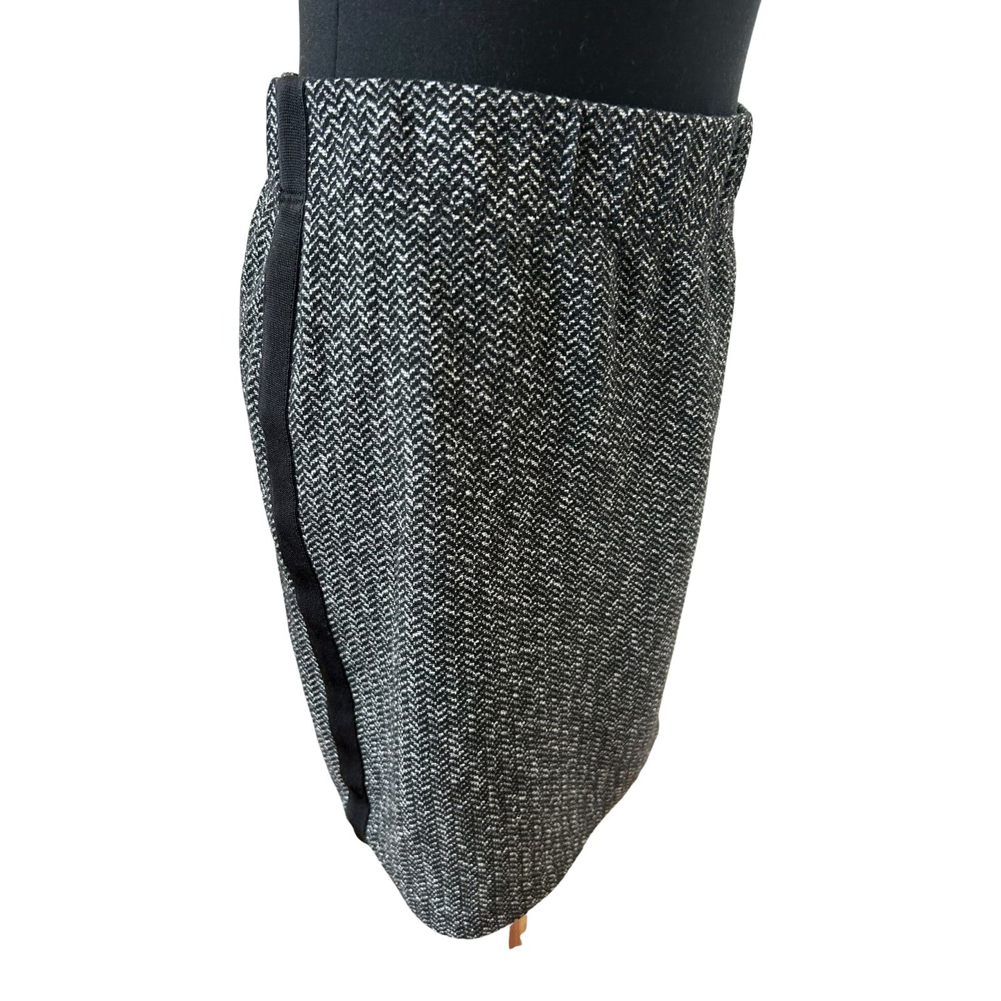 Comma Rock Damen Gr 40 Schwarz Grau Fischgrät Stretch Gummibund Midi