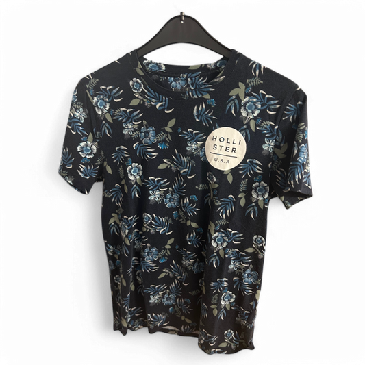:  🌺 Hollister T-Shirt Herren M – Floral & Logo-Look 🌿