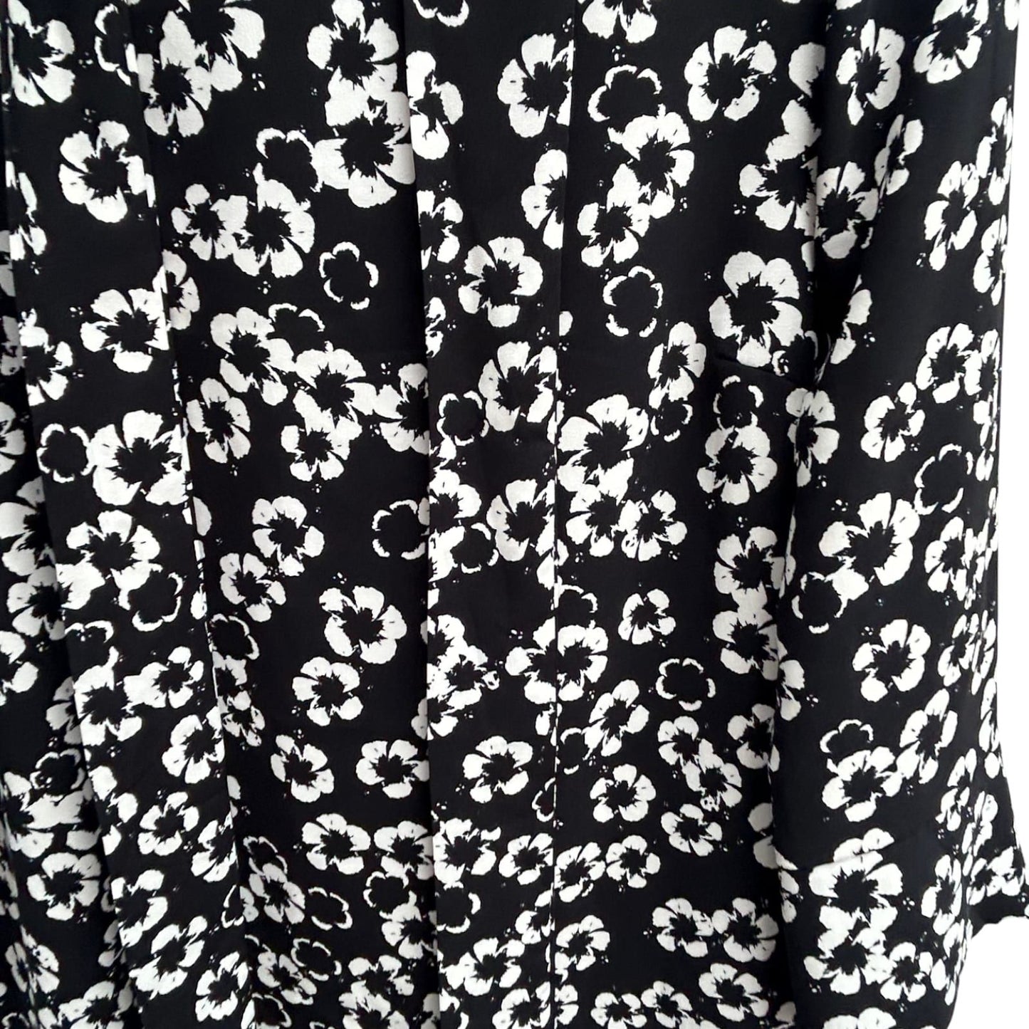 H&M Kleid Damen Gr 38 Schwarz Weiss Blumen Bindegürtel Elegant Klassisch Knielang