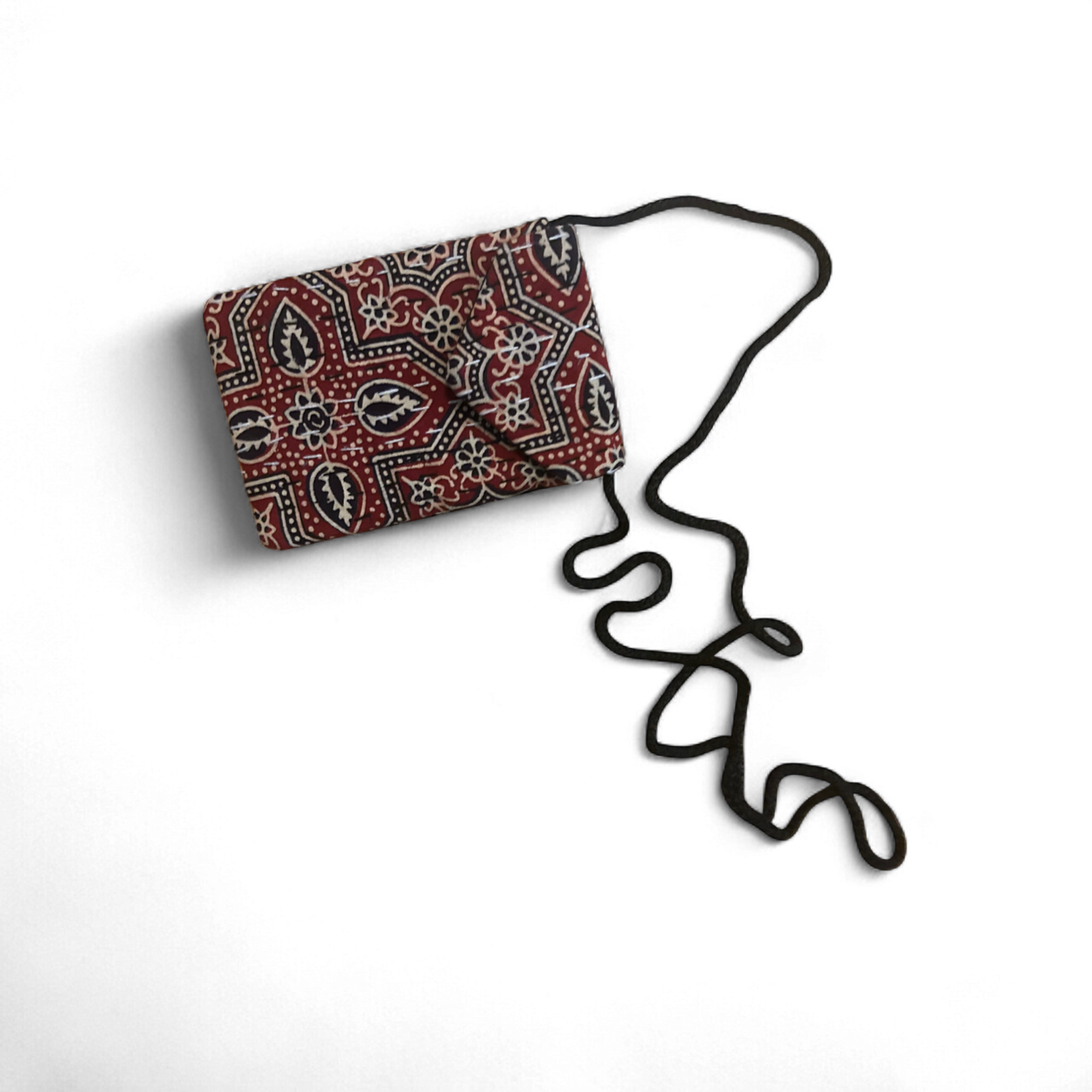 📱 Handytasche mit Ethno-Muster – leicht & sicher mit Klettverschluss 🎒✨