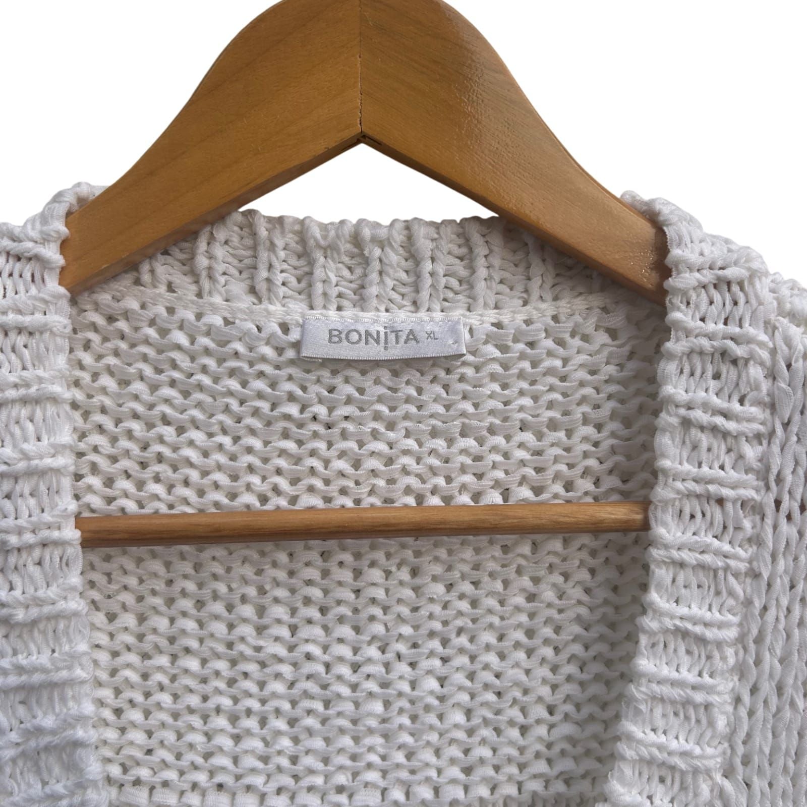 Bonita Weste Cardigan Damen Gr XL Weiß Kurzarm Strickjacke Lochmuster