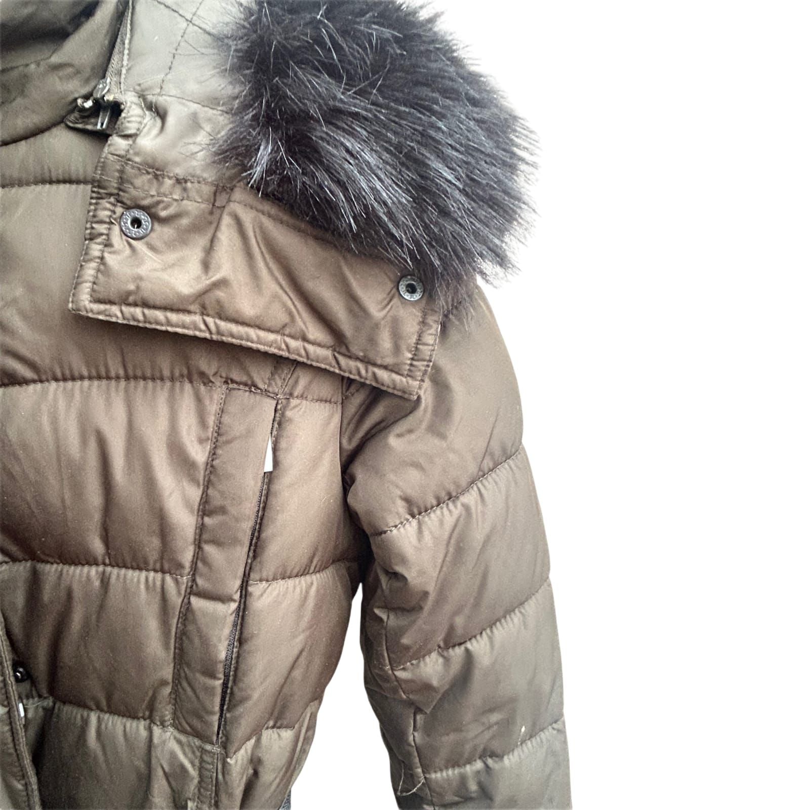 French Connection Damen Daunenmantel XS Khaki Wintermantel Fellkapuze Warm Elegant