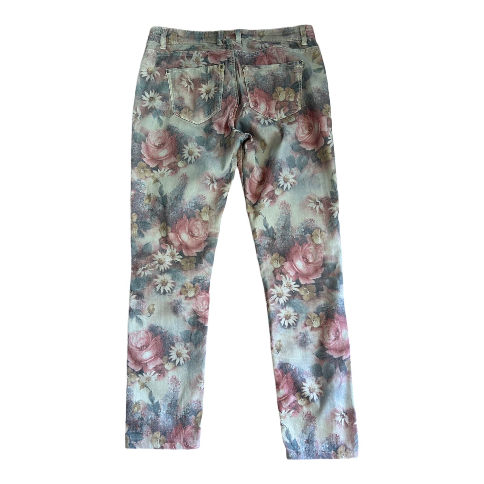 She Damenhose 3/4 floral Gr. 36 Sommerhose Stretch bunt Blumen Romantik Top