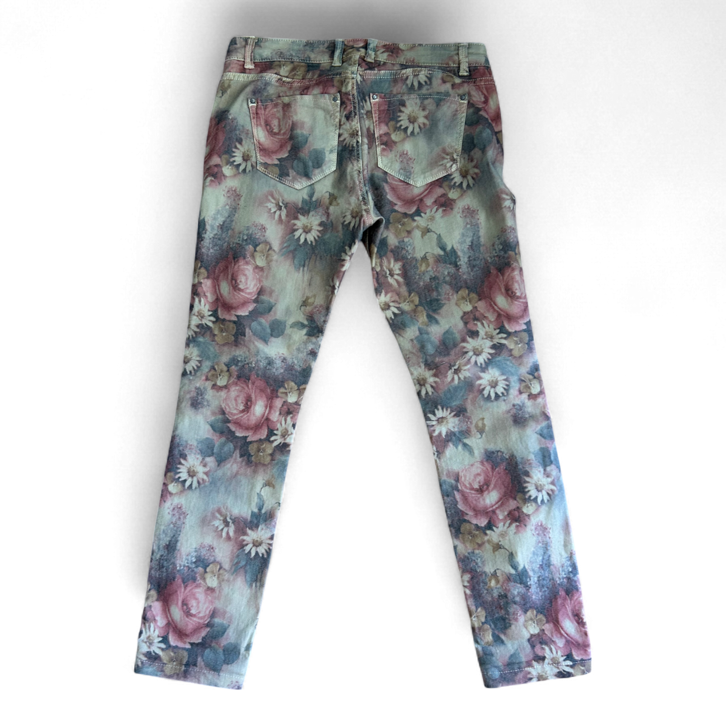She Damenhose 3/4 floral Gr. 36 Sommerhose Stretch bunt Blumen Romantik Top
