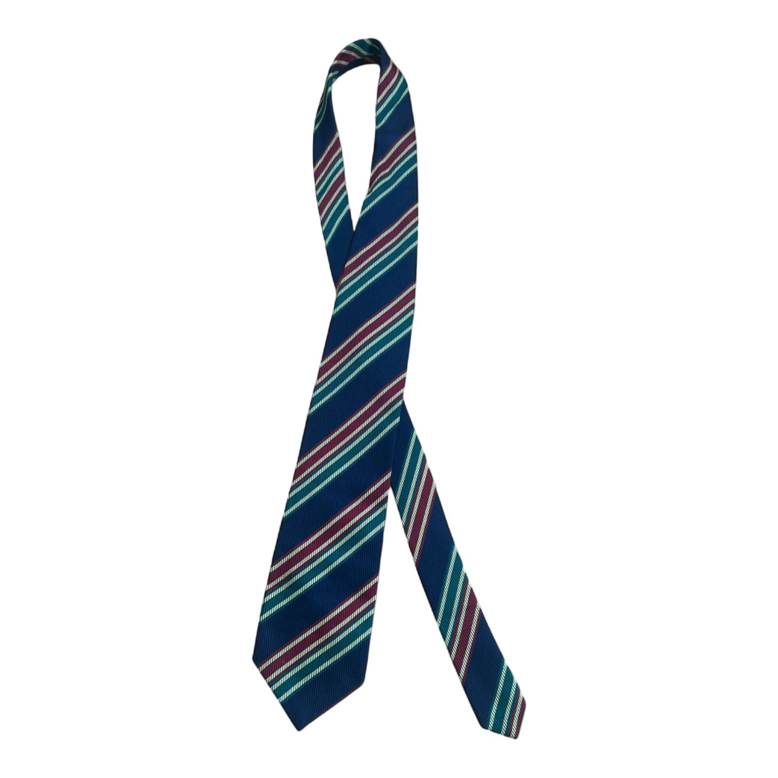 Italo Ferretti Seidenkrawatte Blau-Gestreift - Elegant Und Vielseitig Für Business