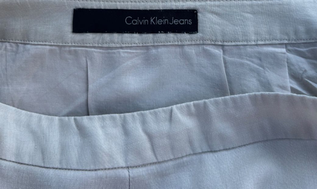 Calvin Klein Rock 38 Beige Volant Kurz Seitlicher Zipper Unterrock Hochwertig