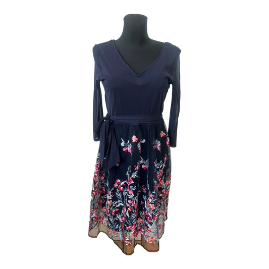 10 Damenkleider Gr. 40/L Markenpaket Esprit Comma Yessica Biba Sommerkleider