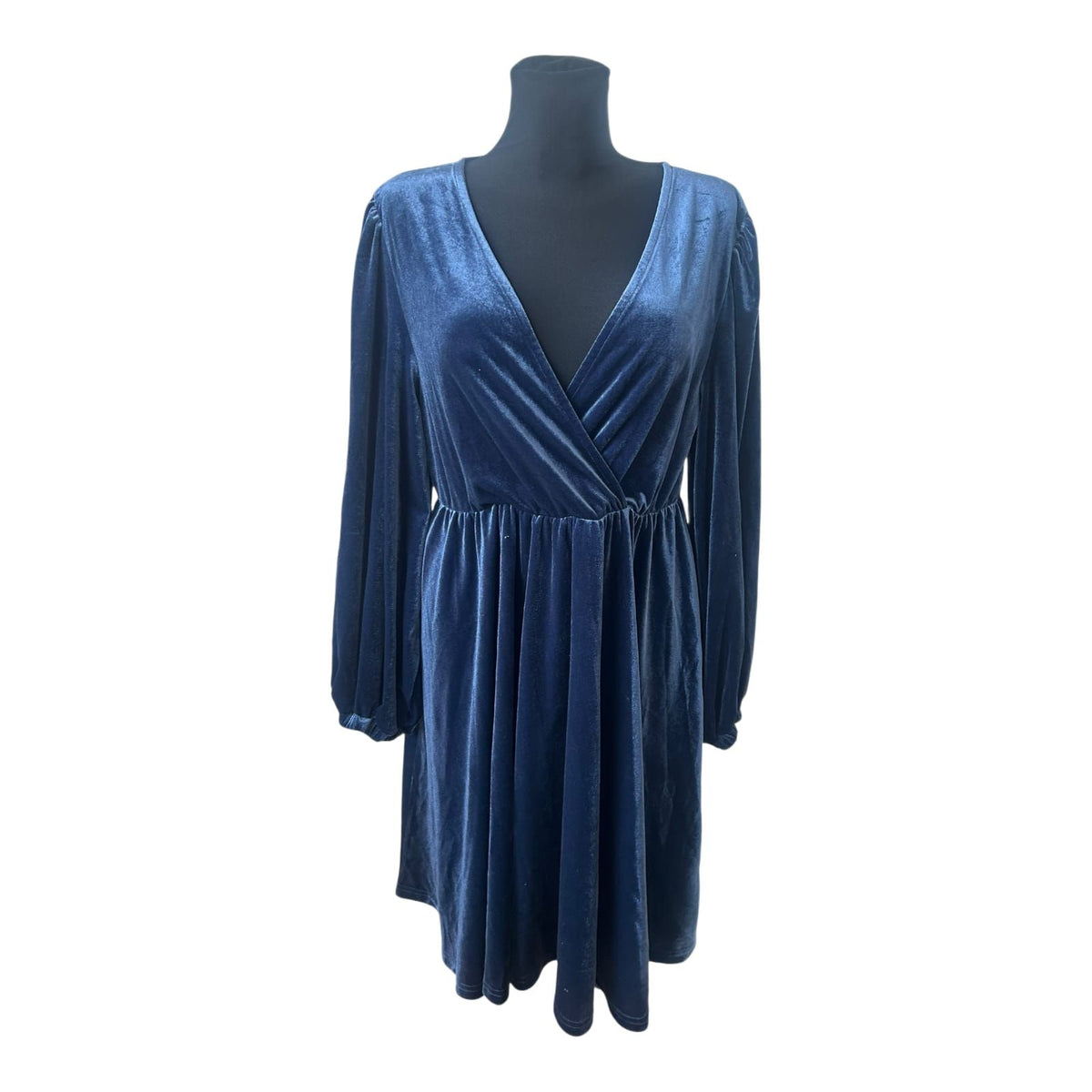 10 Damenkleider Gr. 40/L Markenpaket Esprit Comma Yessica Biba Sommerkleider