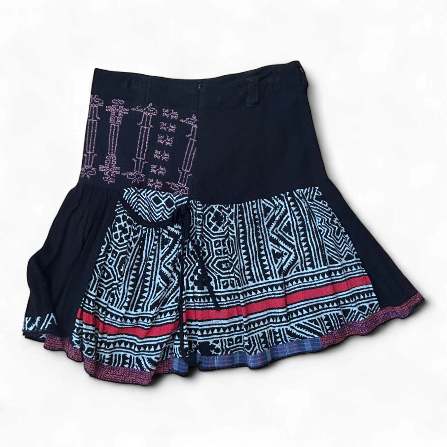 Desigual Rock Gr. 36 Boho Mustermix Stickerei gefüttert Y2K schwarz bunt