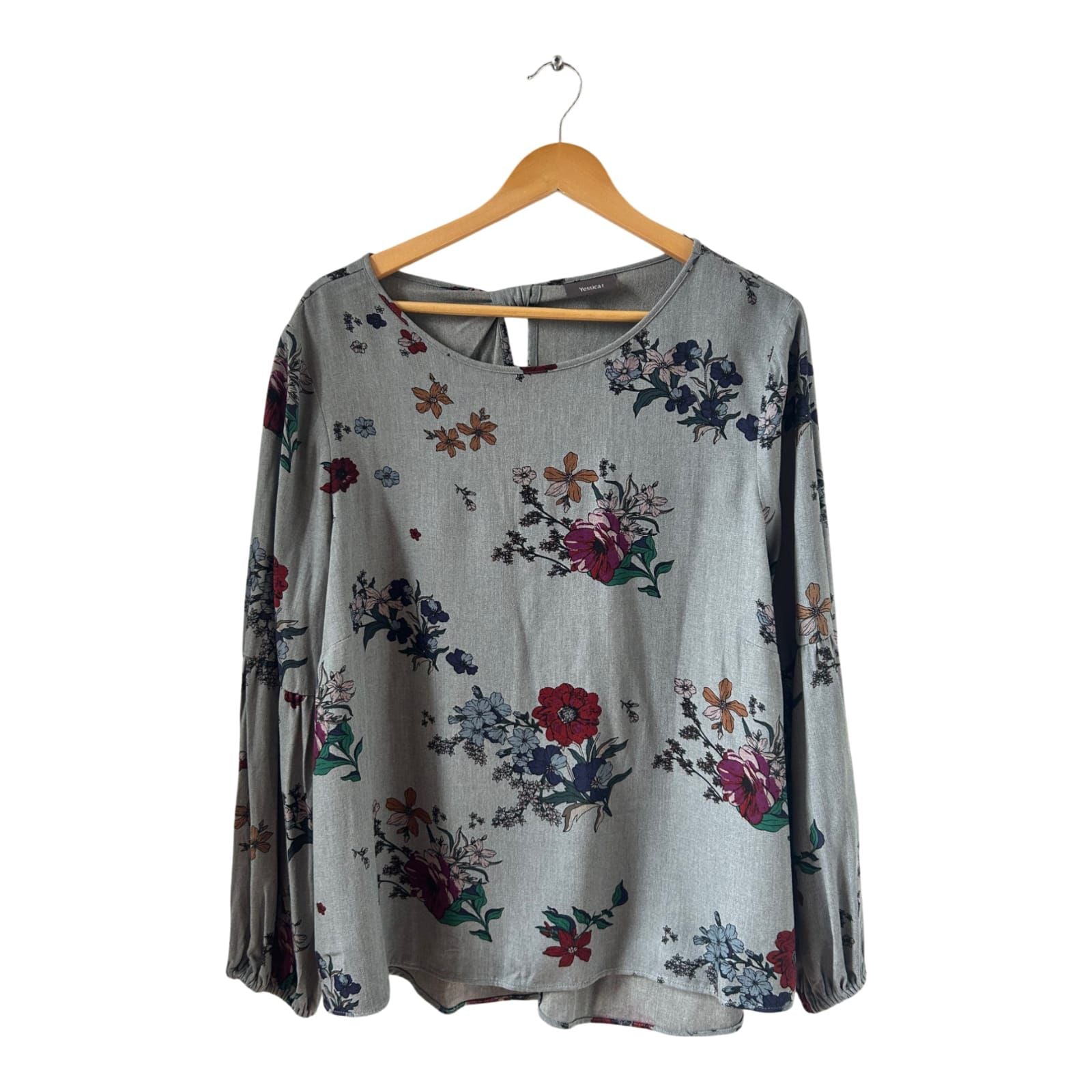 Yessica Bluse grau mit Blumenmuster Gr 46 100 % Viskose locker fallend elegant