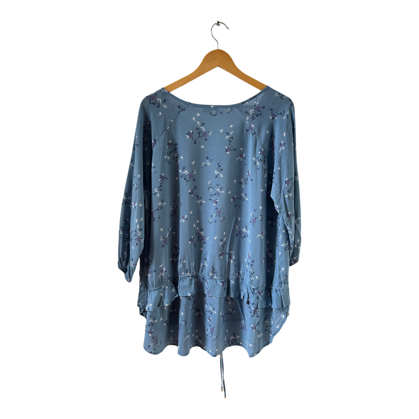 Yessica Bluse Tunika hellblau mit Blumenmuster Gr 46 locker geschnitten aus Viskose
