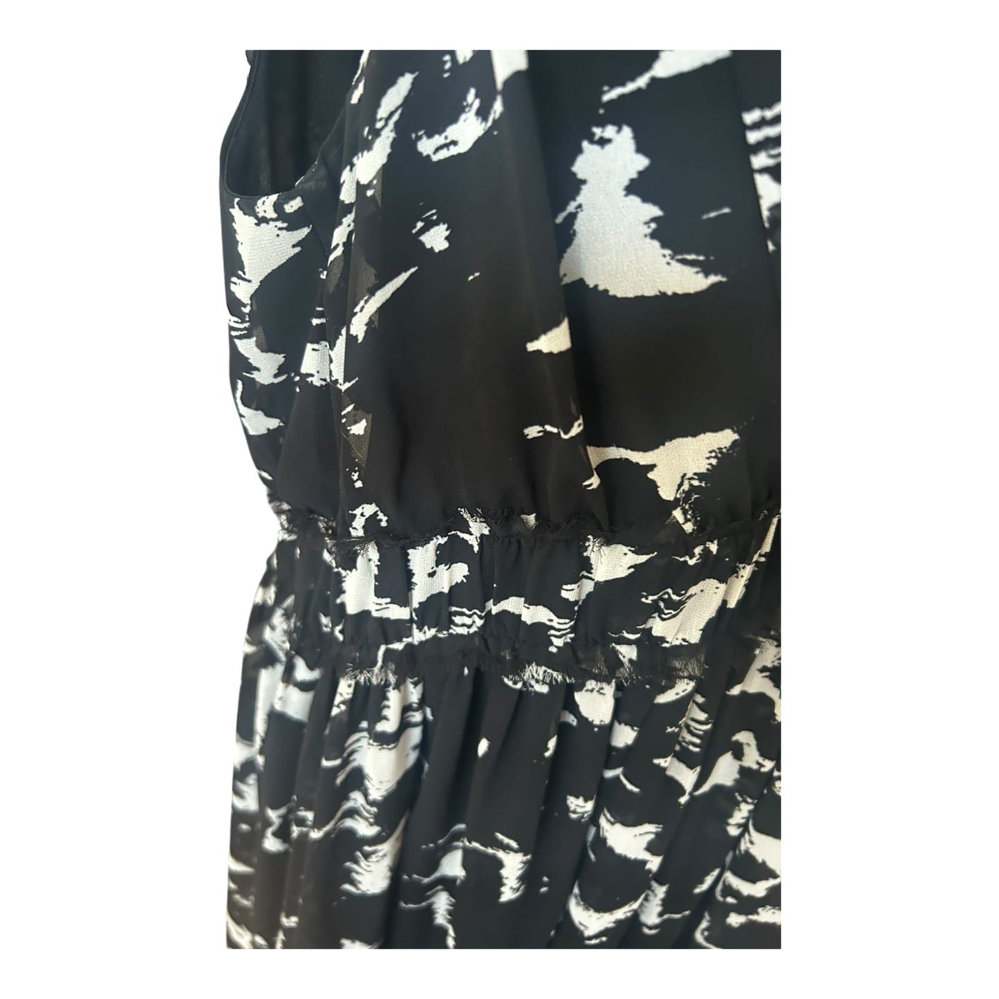H&M Kleid Damen Gr 50 Schwarz Weiß Muster Ärmellos Elegant